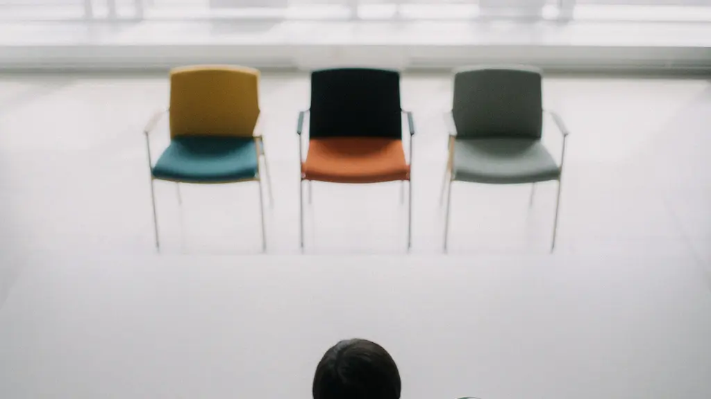 Illustration minimaliste symbolisant le risque de projeter ses propres biais dans la création de personas marketing